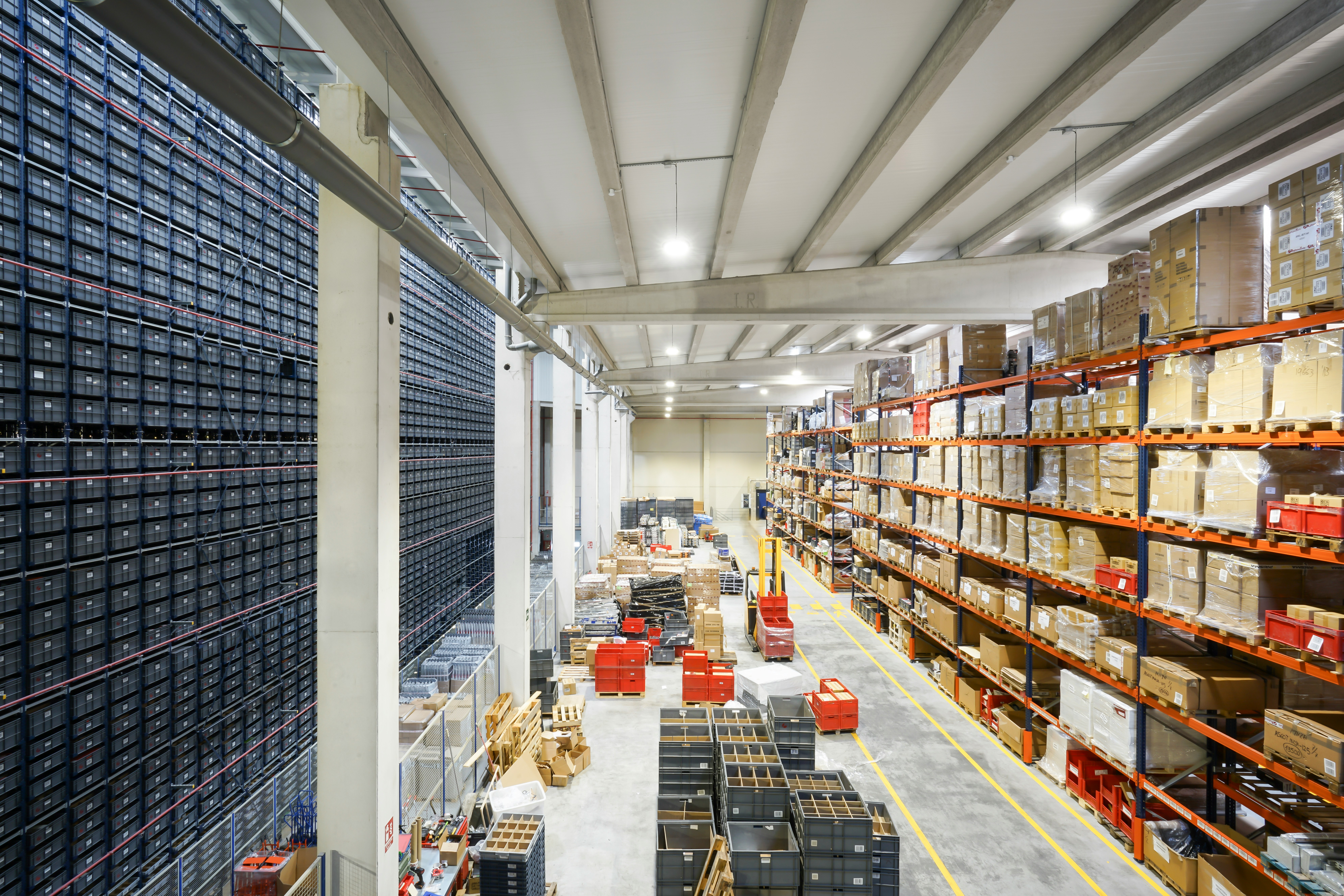 Modern warehouse with inventory ready for consolidation